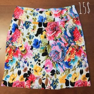 Up! skirt with shorts